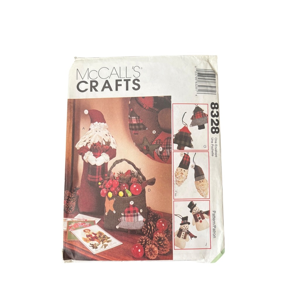 McCalls Crafts 8328 Christmas Santa Snowman Stocking Wreath Ornament Pattern 96